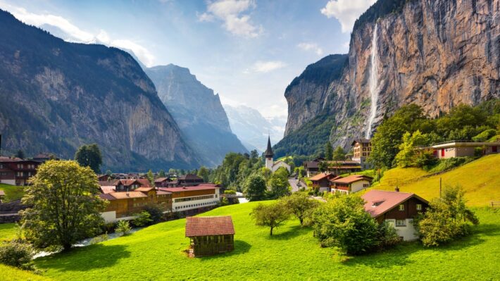 beste reistijd lauterbrunnen zwitserland 1 - 5 Reasons to Visit Lauterbrunnen in Switzerland at Least Once in Your Life