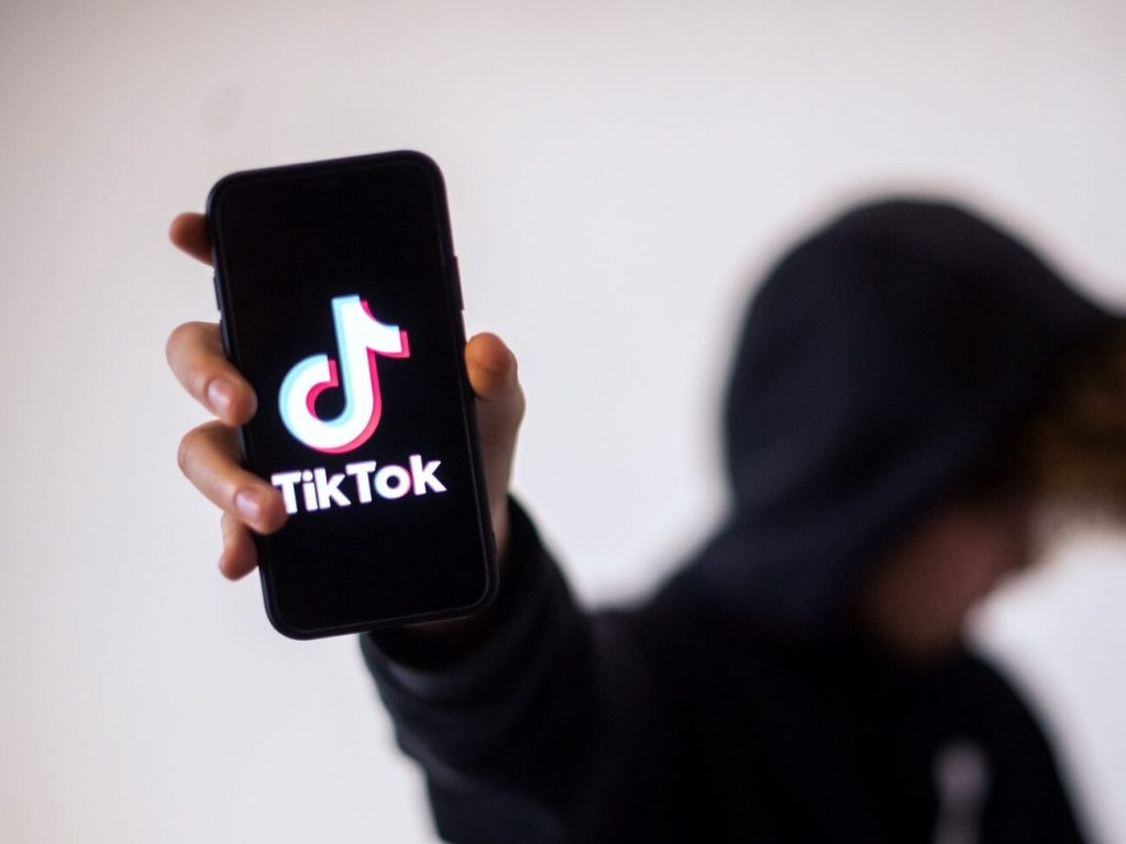 Tik Tok Videos scaled 2 scaled - How to Download Tik Tok Videos to Your Own Devices?